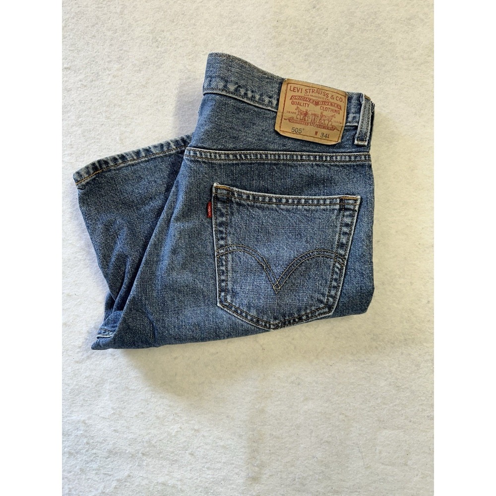 Levi's 550 Men's Relaxed Fit Jean Shorts Stonewash Blue (00550-4891)  Size 34